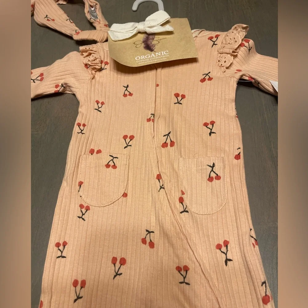 🎀 NEW! • Jessica Simpson • Zippy Sleeper with Headband | 3-6 months - Picture 2 of 5